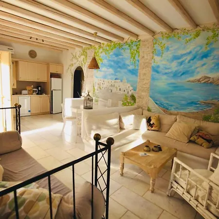 Villa Cymothoe *